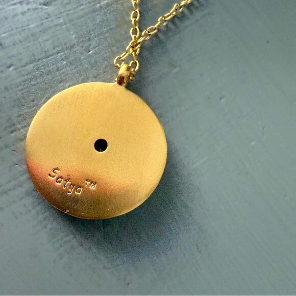 Satya Gold Tone Pendant & Necklace - Picture 2 of 8